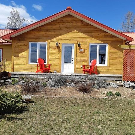 Auberge Ma Maison Sainte-Melanie Eksteriør bilde
